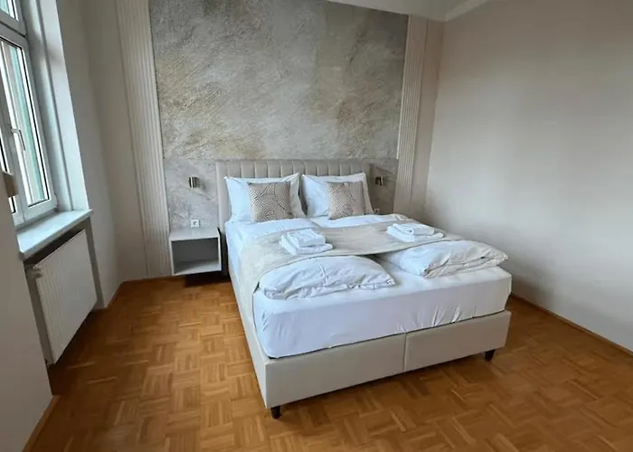 Apartman Convenient Near U6 - Fast Access
